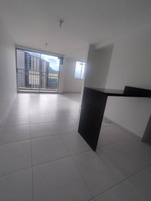 Apartamento de 2 alcobas en venta en San Jose, Sabaneta, 55 m² · foto 2 de 8