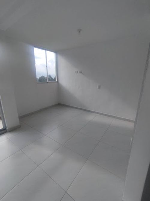 Apartamento de 2 alcobas en venta en San Jose, Sabaneta, 55 m² · foto 5 de 8