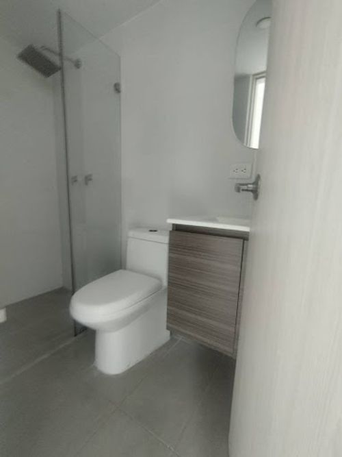 Apartamento de 2 alcobas en venta en San Jose, Sabaneta, 55 m² · foto 7 de 8