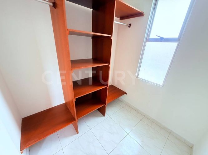 Casa de 5 alcobas en venta en El Castillo, Cali, 250 m² · foto 16 de 22