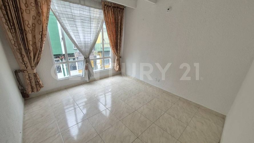 Casa de 4 alcobas en venta en El Tunal, Bogotá, 70 m² · foto 9 de 21