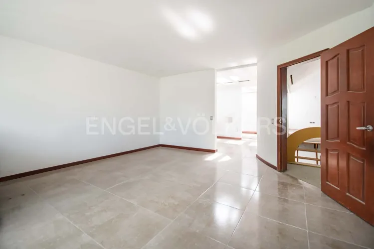 Casa de 5 alcobas en venta en Las Villas, Bogotá · foto 13 de 20