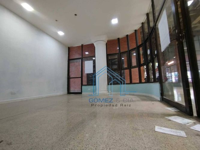 Local en arriendo en El Poblado, Medellín, 20 m² · foto 3 de 10