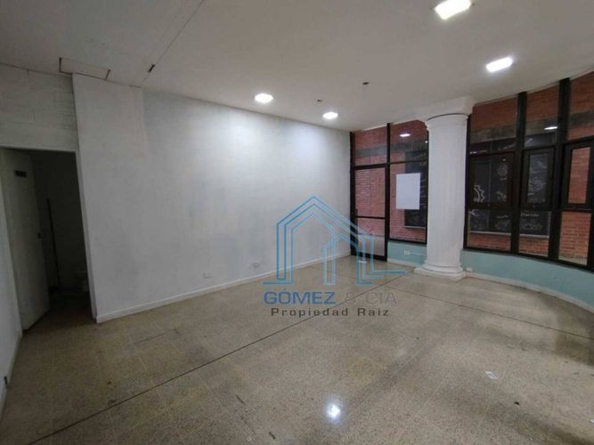 Local en arriendo en El Poblado, Medellín, 20 m² · foto 8 de 10