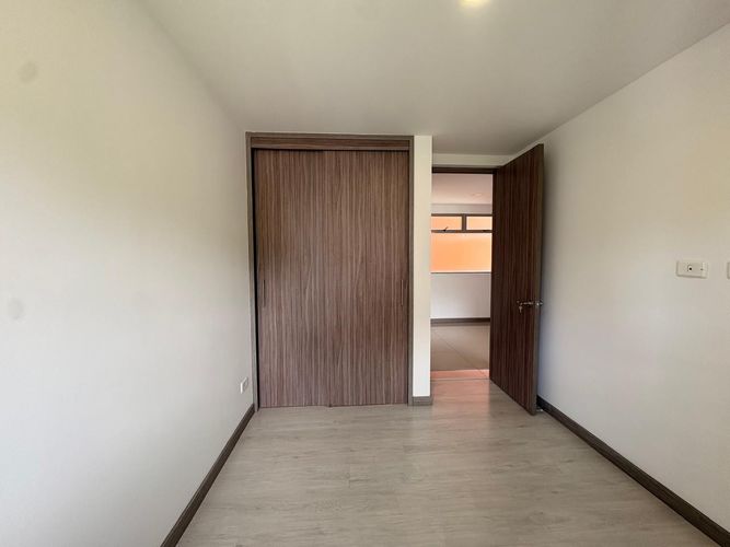 Apartamento de 3 alcobas en venta en San Jose, Sabaneta, 97 m² · foto 10 de 17