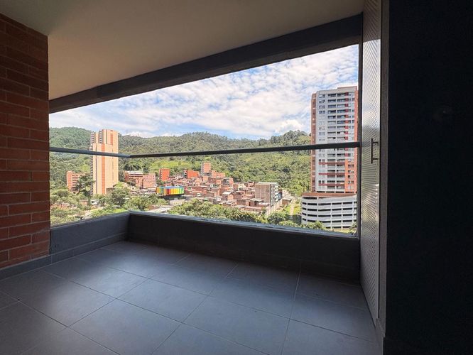 Apartamento de 3 alcobas en venta en San Jose, Sabaneta, 97 m² · foto 17 de 17