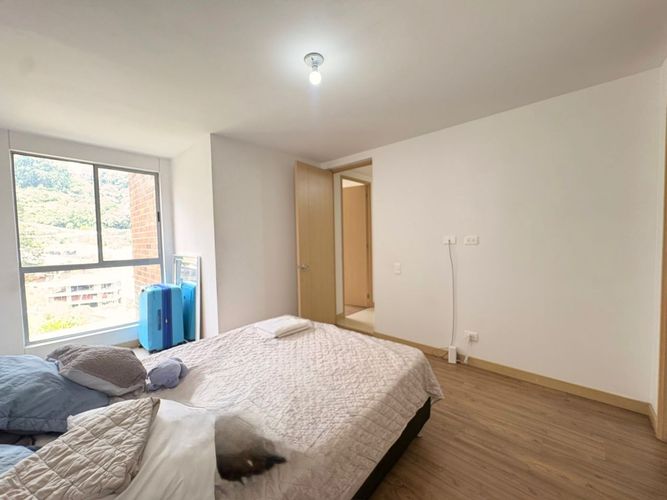 Apartamento de 2 alcobas en venta en San Jose, Sabaneta, 64 m² · foto 8 de 13
