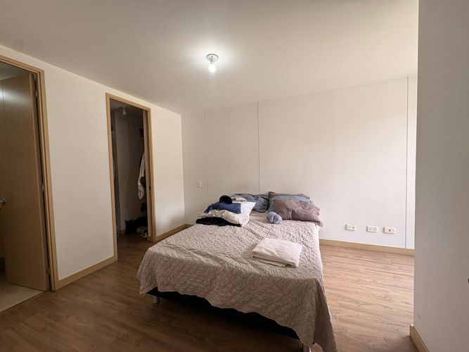 Apartamento de 2 alcobas en venta en San Jose, Sabaneta, 64 m² · foto 11 de 13
