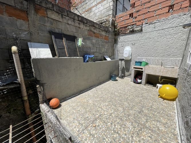 Casa de 4 alcobas en venta en Belén, Medellín, 140 m² · foto 10 de 15