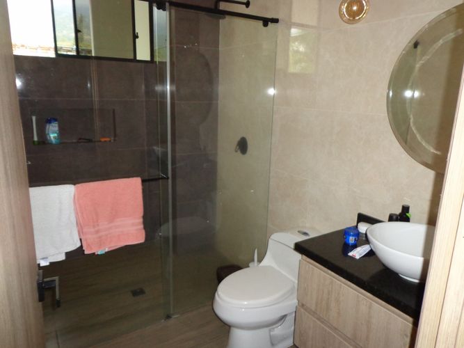 Casa de 6 alcobas en venta en Ruitoque, Piedecuesta, 715 m² · foto 14 de 19