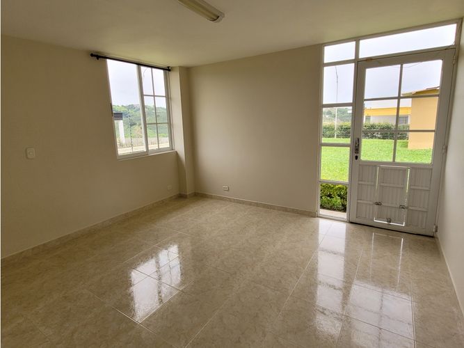 Casa de 5 alcobas en venta en Tribunas Corcega, Pereira, 400 m² · foto 16 de 24