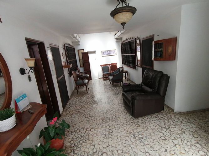Casa de 4 alcobas en venta en Santa Teresita, Cali, 429 m² · foto 12 de 19