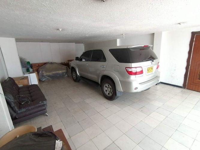 Casa de 4 alcobas en venta en Santa Teresita, Cali, 429 m² · foto 19 de 19