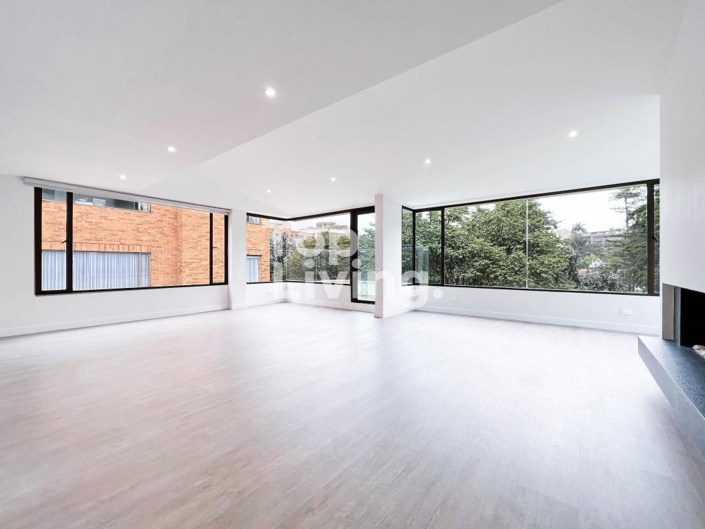 Apartamento en venta en Chico, Bogotá · foto 2 de 19
