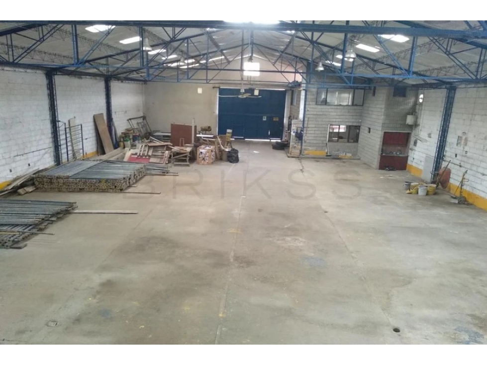 Warehouse for sale in Belén San Bernardo, Medellín 2