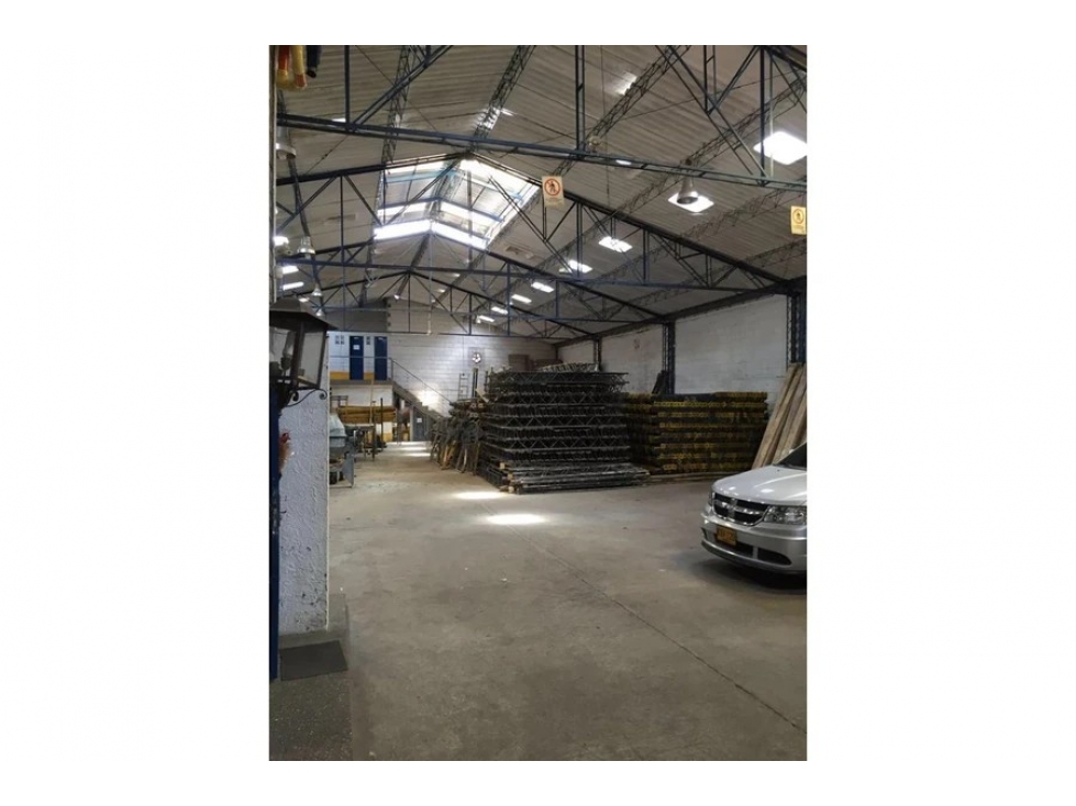 Warehouse for sale in Belén San Bernardo, Medellín 5