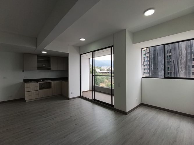 Apartamento de 3 alcobas en arriendo en San Diego, Medellín, 64 m² · foto 2 de 12