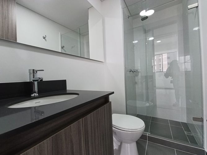 Apartamento de 3 alcobas en arriendo en San Diego, Medellín, 64 m² · foto 8 de 12