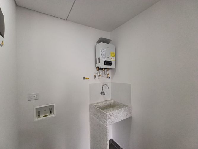 Apartamento de 3 alcobas en arriendo en San Diego, Medellín, 64 m² · foto 12 de 12