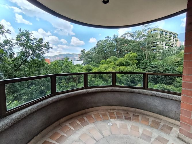 Apartamento de 3 alcobas en arriendo en Las Lomas, Medellín, 160 m² · foto 5 de 20