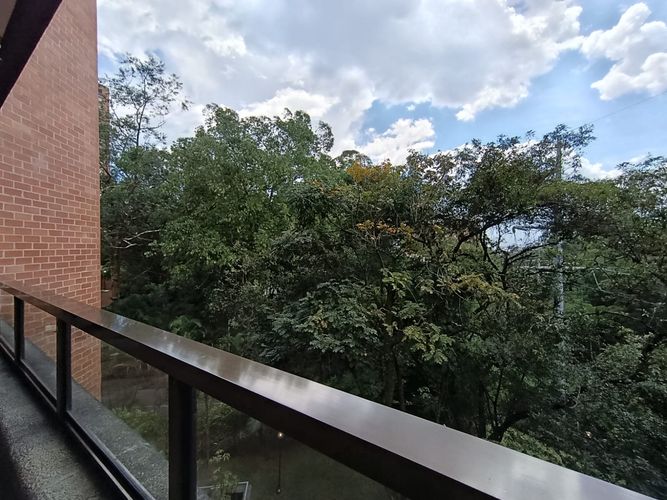 Apartamento de 3 alcobas en arriendo en Las Lomas, Medellín, 160 m² · foto 6 de 20