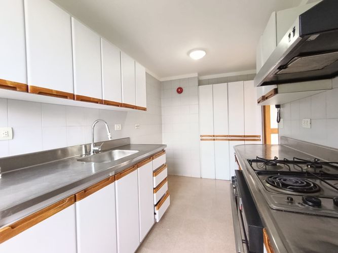 Apartamento de 3 alcobas en arriendo en Las Lomas, Medellín, 160 m² · foto 9 de 20