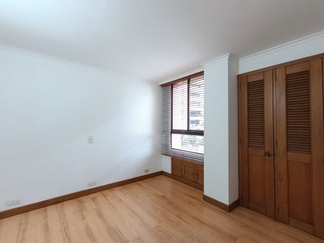 Apartamento de 3 alcobas en arriendo en Las Lomas, Medellín, 160 m² · foto 16 de 20
