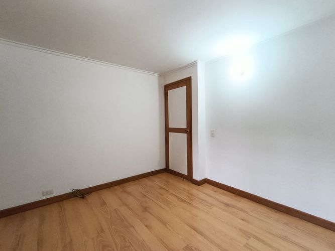 Apartamento de 3 alcobas en arriendo en Las Lomas, Medellín, 160 m² · foto 17 de 20