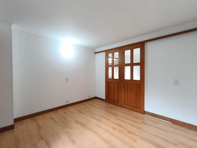 Apartamento de 3 alcobas en arriendo en Las Lomas, Medellín, 160 m² · foto 18 de 20