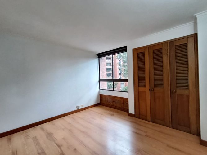 Apartamento de 3 alcobas en arriendo en Las Lomas, Medellín, 160 m² · foto 19 de 20