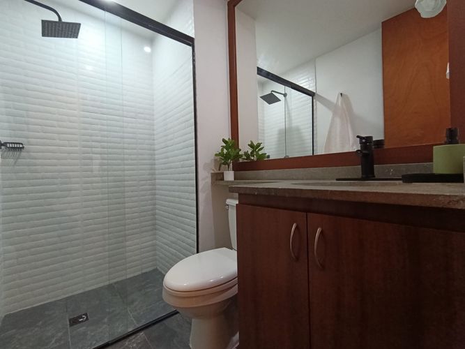 Apartamento de 2 alcobas en arriendo en El Poblado, Medellín, 96 m² · foto 18 de 18