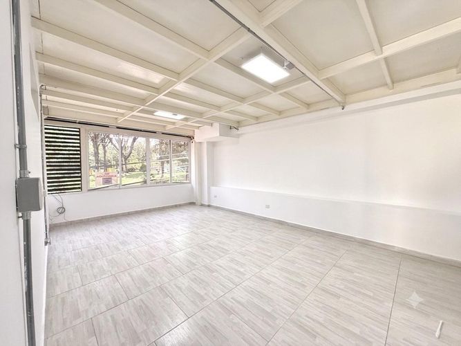 Local en arriendo en Avenida 30 De Agosto, Pereira, 33 m² · foto 6 de 8