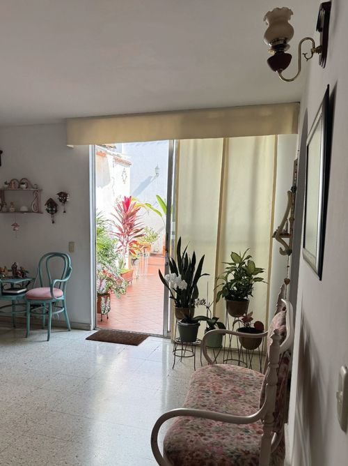 Casa de 8 alcobas en venta en La Flora, Cali, 313 m² · foto 2 de 24