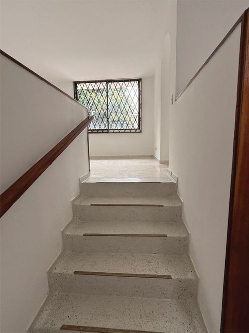 Casa de 8 alcobas en venta en La Flora, Cali, 313 m² · foto 16 de 24