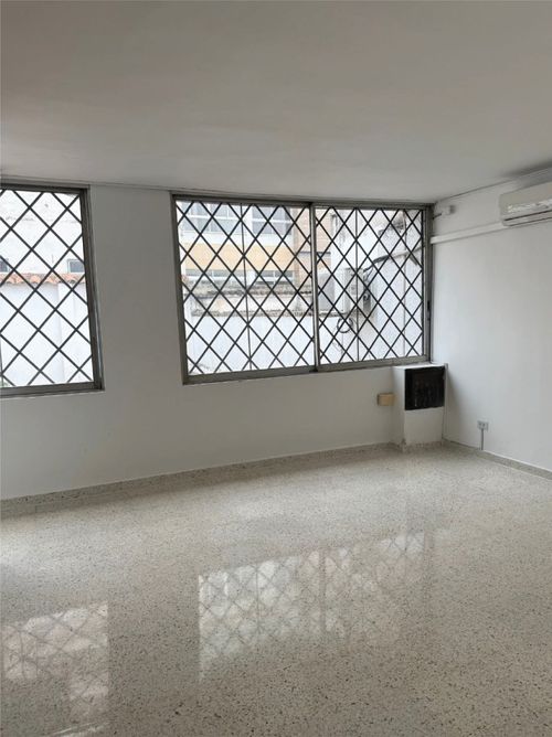 Casa de 8 alcobas en venta en La Flora, Cali, 313 m² · foto 17 de 24