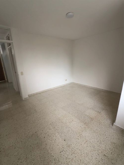 Casa de 8 alcobas en venta en La Flora, Cali, 313 m² · foto 23 de 24