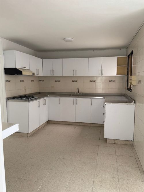 Casa de 8 alcobas en venta en La Flora, Cali, 313 m² · foto 24 de 24
