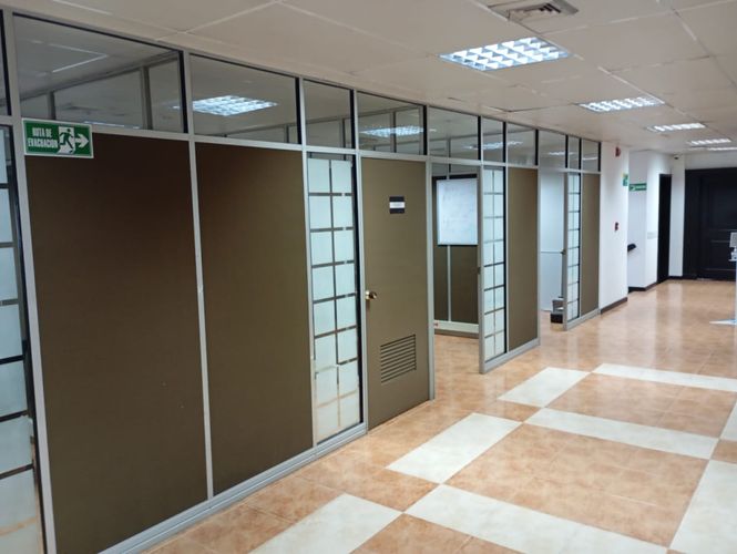 Oficina en venta en Calima, Cali, 1415 m² · foto 18 de 24