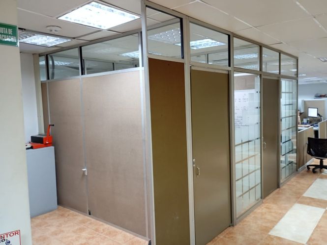 Oficina en venta en Calima, Cali, 1415 m² · foto 21 de 24