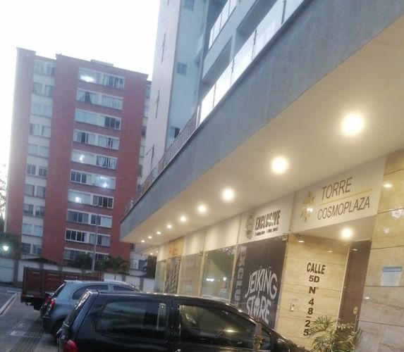 Local en venta en Tequendama, Cali, 27 m² · foto 2 de 5
