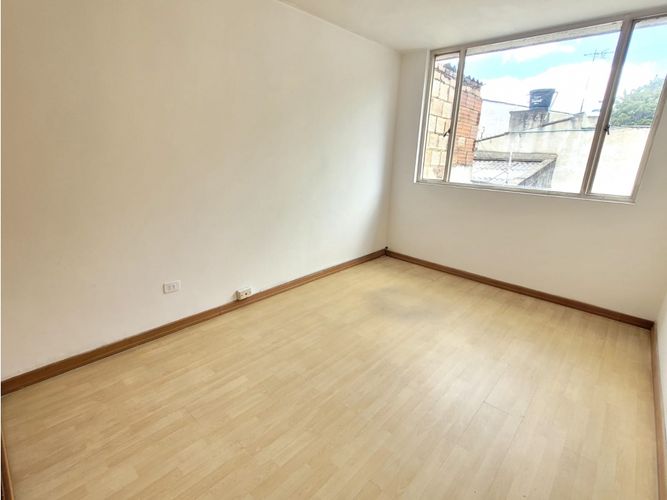 Apartamento de 4 alcobas en arriendo en Normandia, Bogotá, 247 m² · foto 8 de 18