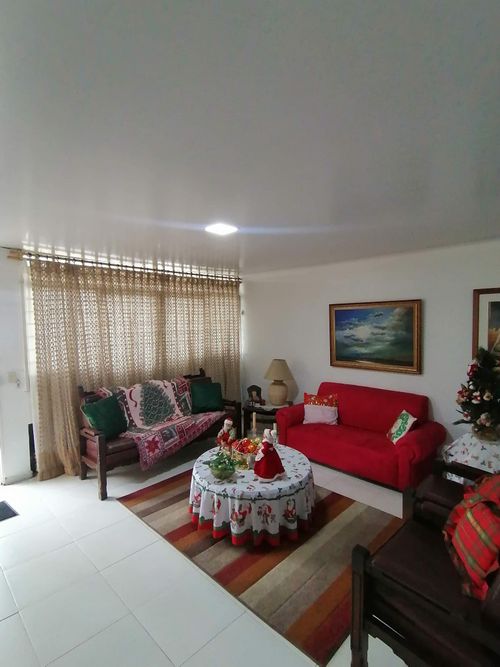 Casa de 4 alcobas en venta en Prados Del Norte, Cali, 282 m² · foto 3 de 24