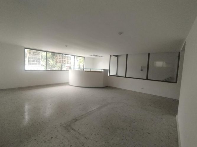 Oficina en arriendo en Tequendama, Cali, 130 m² · foto 6 de 16