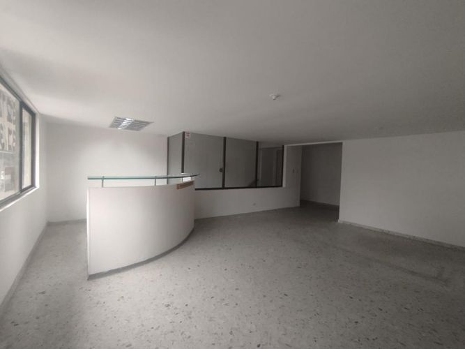 Oficina en arriendo en Tequendama, Cali, 130 m² · foto 7 de 16