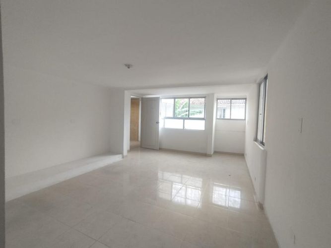 Oficina en arriendo en Tequendama, Cali, 130 m² · foto 9 de 16