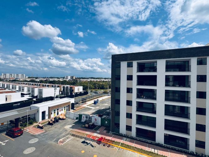 Apartamento de 3 alcobas en venta en Alfaguara, Jamundí, 90 m² · foto 3 de 16