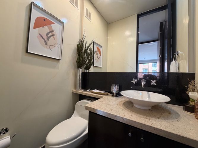 Apartamento de 3 alcobas en venta en Santa Barbara Oriental, Bogotá, 200 m² · foto 3 de 17