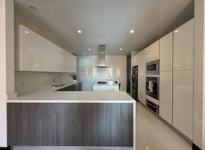 Apartamento de 3 alcobas en venta en Santa Barbara Oriental, Bogotá, 200 m² · foto 6 de 17