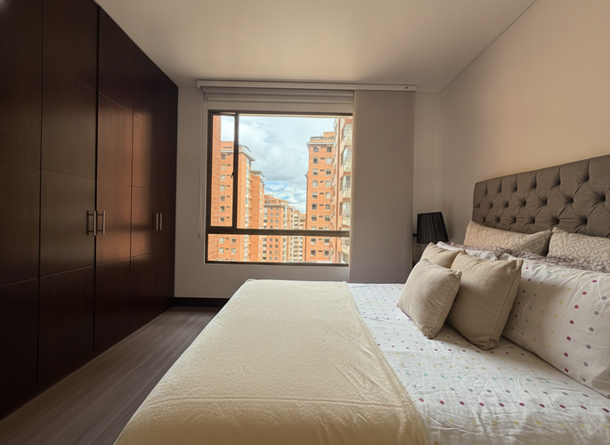 Apartamento de 3 alcobas en venta en Santa Barbara Oriental, Bogotá, 200 m² · foto 15 de 17