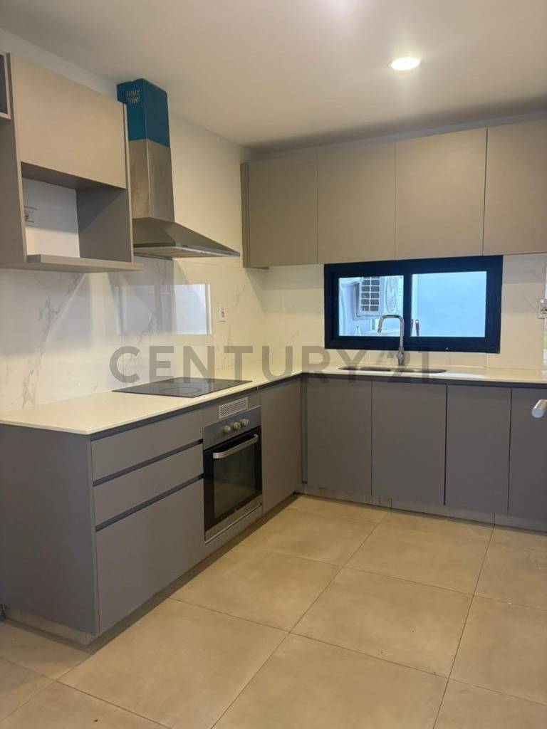 Dúplex de lujo en Jardín de Oro- Luque. — foto 2